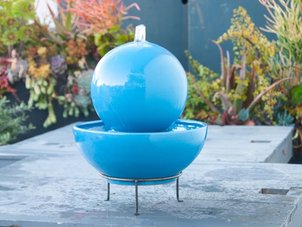 MORNING SUN SPHERE FOUNTAIN, HYDRANGEA BLUE, 10"x10" (Base 17.5"x7.5")