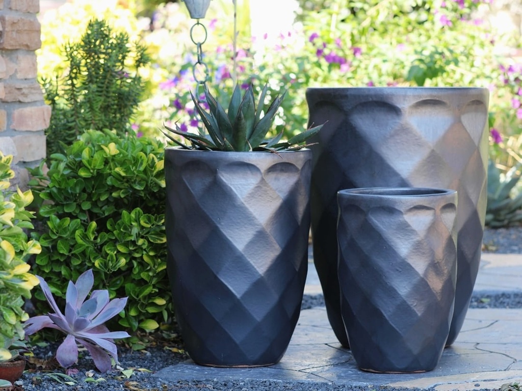 MEDIUM HIGH DIAMOND PLANTER, MATTE BLACK, SET OF 3 - 18.0" X 26.0", 14.0" X 20.5", 11.0" X 16.0"