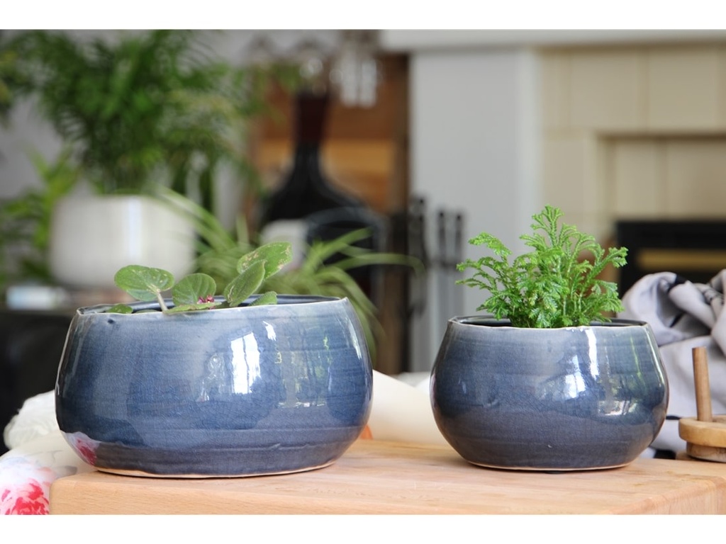 JEWEL FREEFORM BOWL, NORDIC BLUE, 8.5" X 8.5" X 4.0", SOLD IN CASE OF 4