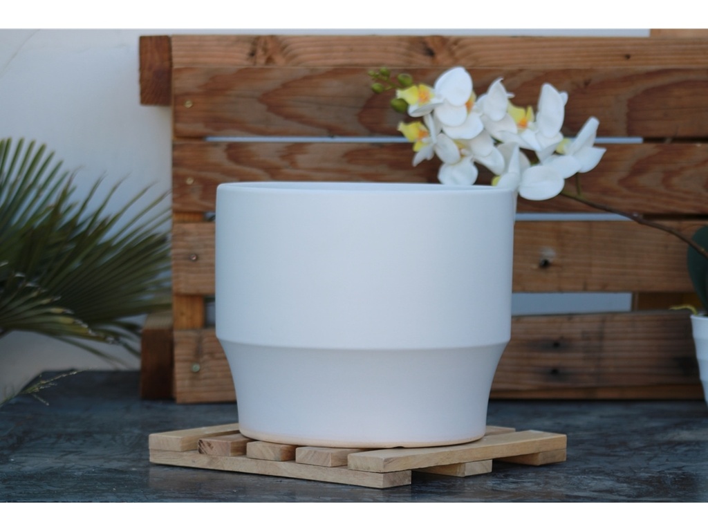 LARGE PLANET PLANTER, CLOUD WHITE, SET OF 3- 14"X11", 12"X10", 10"X9"