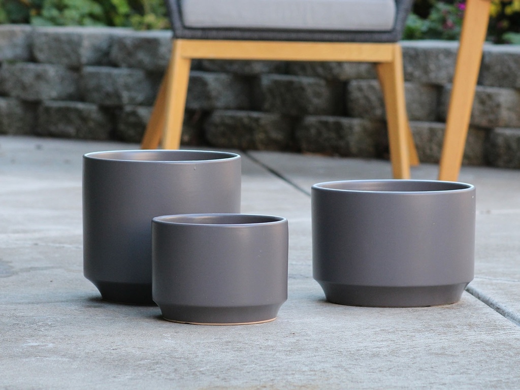 LARGE PLANET PLANTER, JET GREY, SET OF 3- 14"X11", 12"X10", 10"X9"