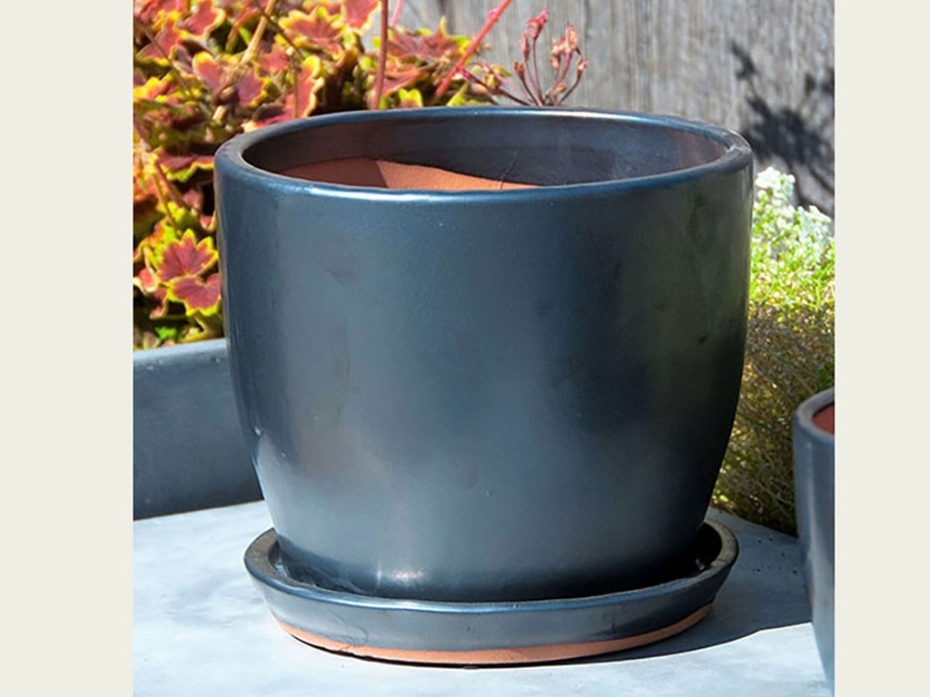 [PY-I1099SVR-A-C4] LILY INDOOR PLANTER WITH ATTACHED SAUCER SIZE A, SILVER, 8.5"x7.5" (SOLD IN CASE OF 4)