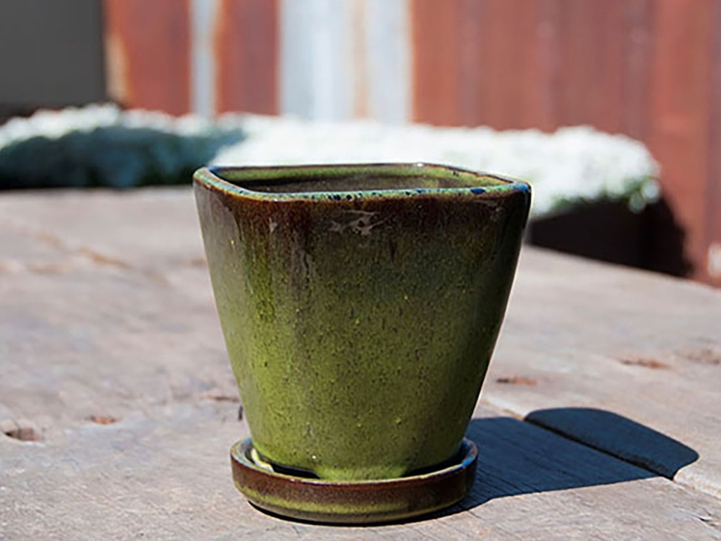 [PY-I5072TGN-B-C6] OAHU INDOOR PLANTER WITH ATTACHED SAUCER, TROPICAL GREEN, 5"X4.5" (SOLD IN CASE OF 6)