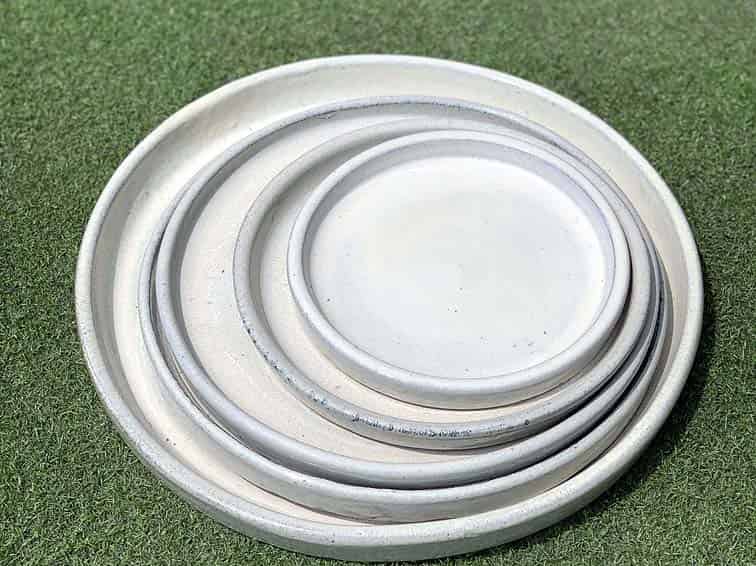 [PY-SCR02VNL] ROUND SAUCER, VANILLA, 18"D
