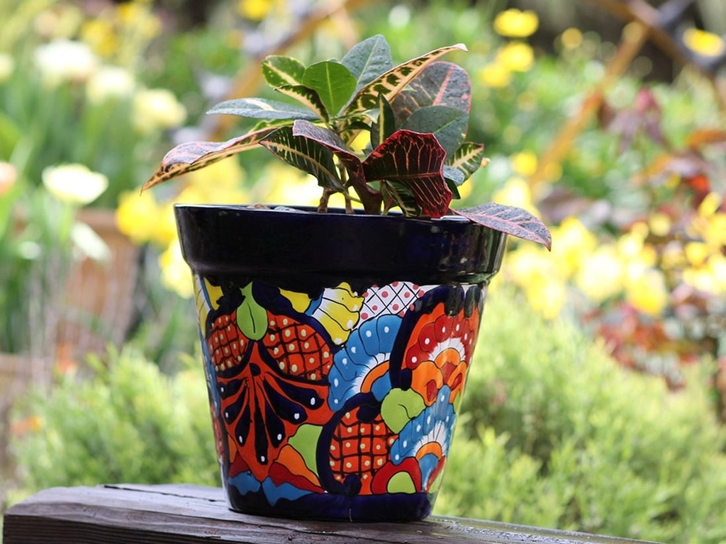 [TL-J2118] GARDEN VASE #26, 10" x 10"