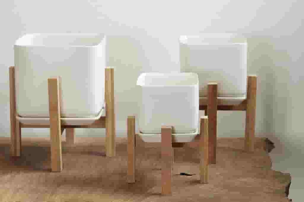 [AA-WSMM04PC-C6] MID MODERN SMALL STAND 6.5", SOLD IN CASE OF 6