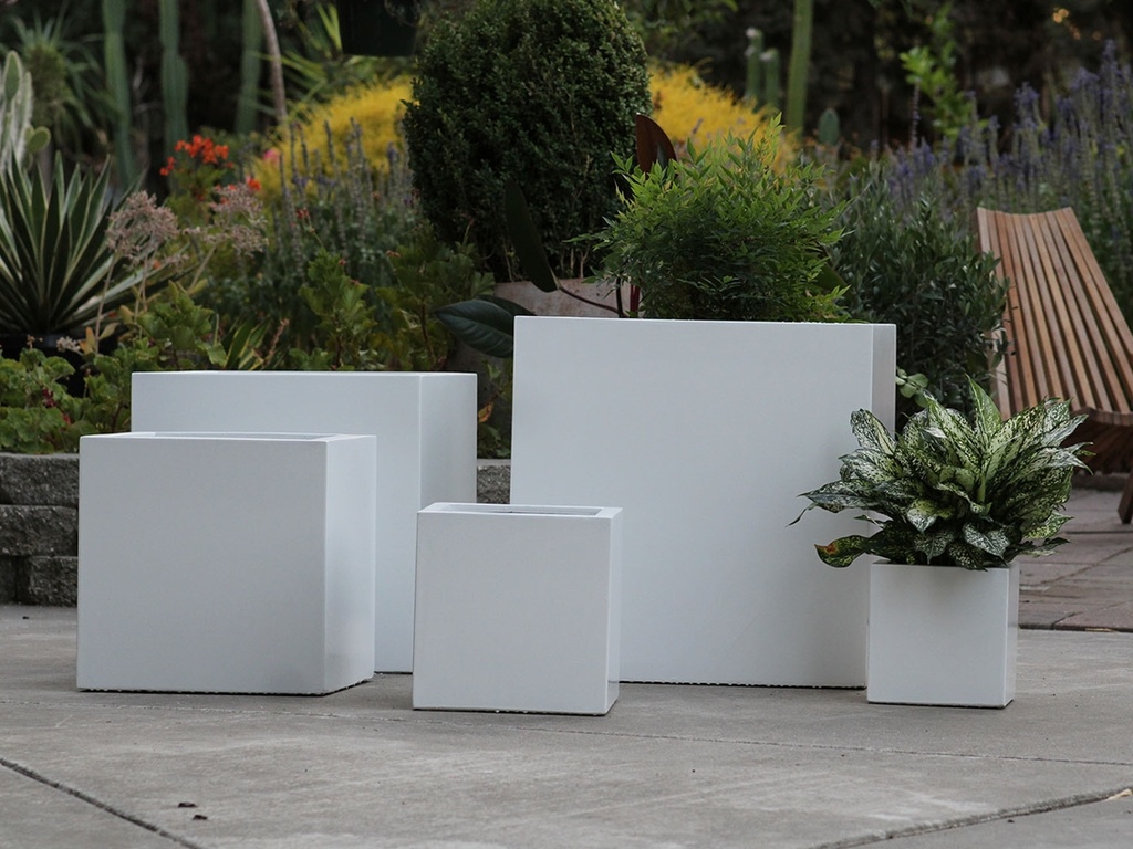 [FG-3002PWH-S5] CUBE PLANTER, PURE WHITE, SET OF 5-23.5"x23.5"x23.5", 19.5"x19.5"x19.5", 15.5"x15.5"x15.5", 12"x12"x12", 10"x10"x10"