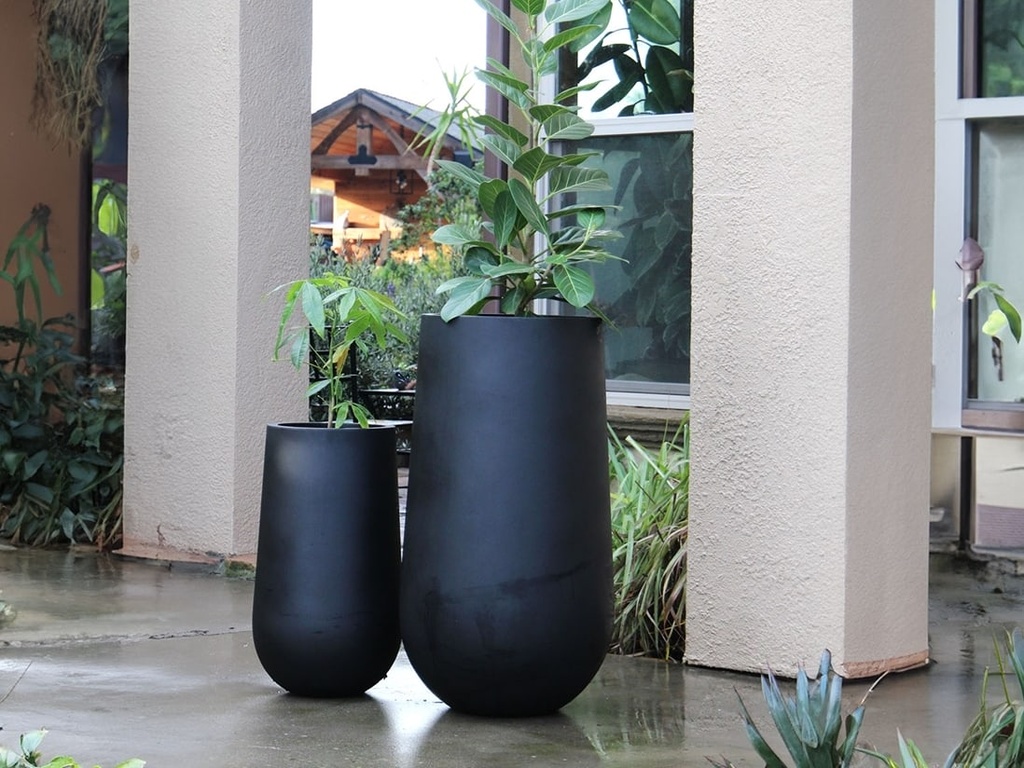 [FG-3120BLK-S2] TALL TRUNK PLANTER, BLACK, SET OF 2- 21.5"X39.5", 15.5"X27.5"