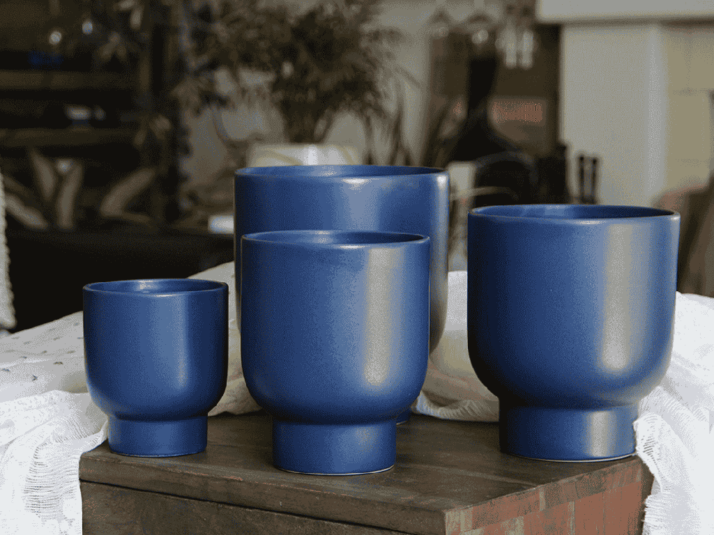 [IP-MC2032MCB-C8] MONSTERA CACHE POT, MATTE CLASSIC BLUE, 6.5"X7.5", SOLD IN CASE OF 8