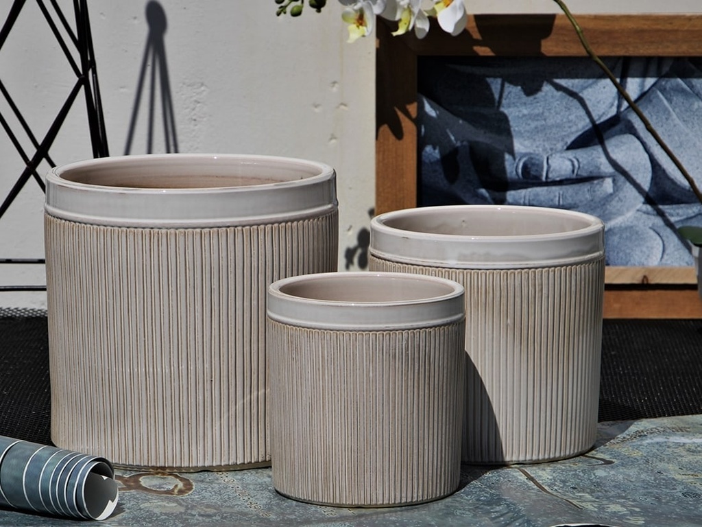 [PD-5002PTC-S3] FUCHSIA PLANTER, PASTEL CREAM, SET OF 3- 12"X12",  9.5"X9.5", 8"X8"