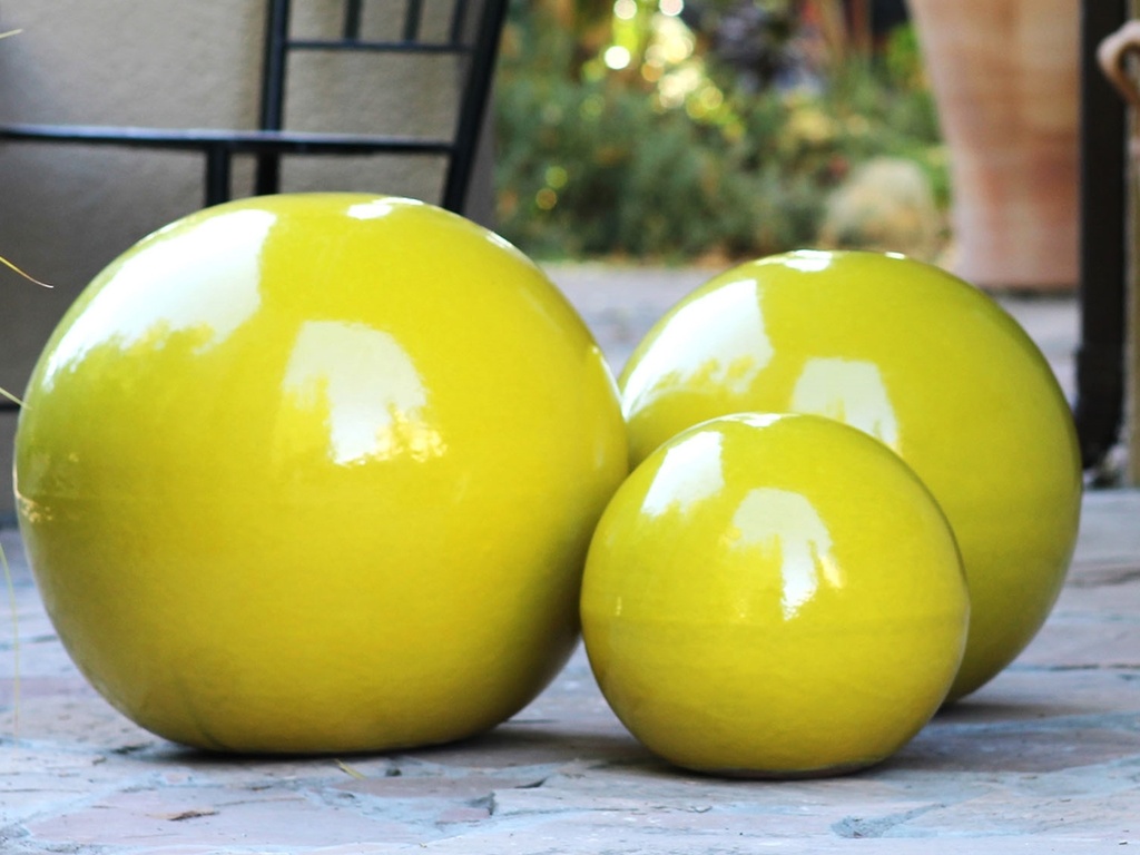 [PV-A500CY-XL] DECORATIVE SPHERE, CANARY YELLOW, 19.5