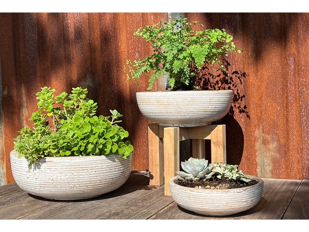 [PV-CGT3000CTW-S3] HANDTHROWN BOWL, COTTAGE WHITE, SET OF 3- 14.0" X 6.0", 12.0" X 5.0", 9.5" X 3.5"