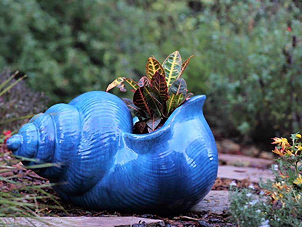 [PV-LBST15FAQ-A] LARGE SHELL PLANTER, FALLING AQUA 28.0" X 20.0" X 15.0"