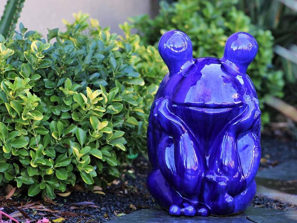 [PV-LBST22FB-A] LARGE THINKING FROG, FALLING BLUE, 13.0" X 17.0" X 19.0"