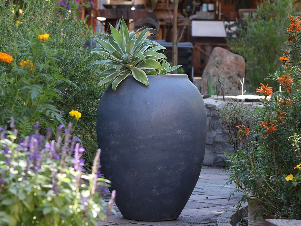 [PV-TSC2124GPH] AMPHORA AFRICANA, GRAPHITE 24.5"x32.0", TOP OD: 16.0", ID:13.5"