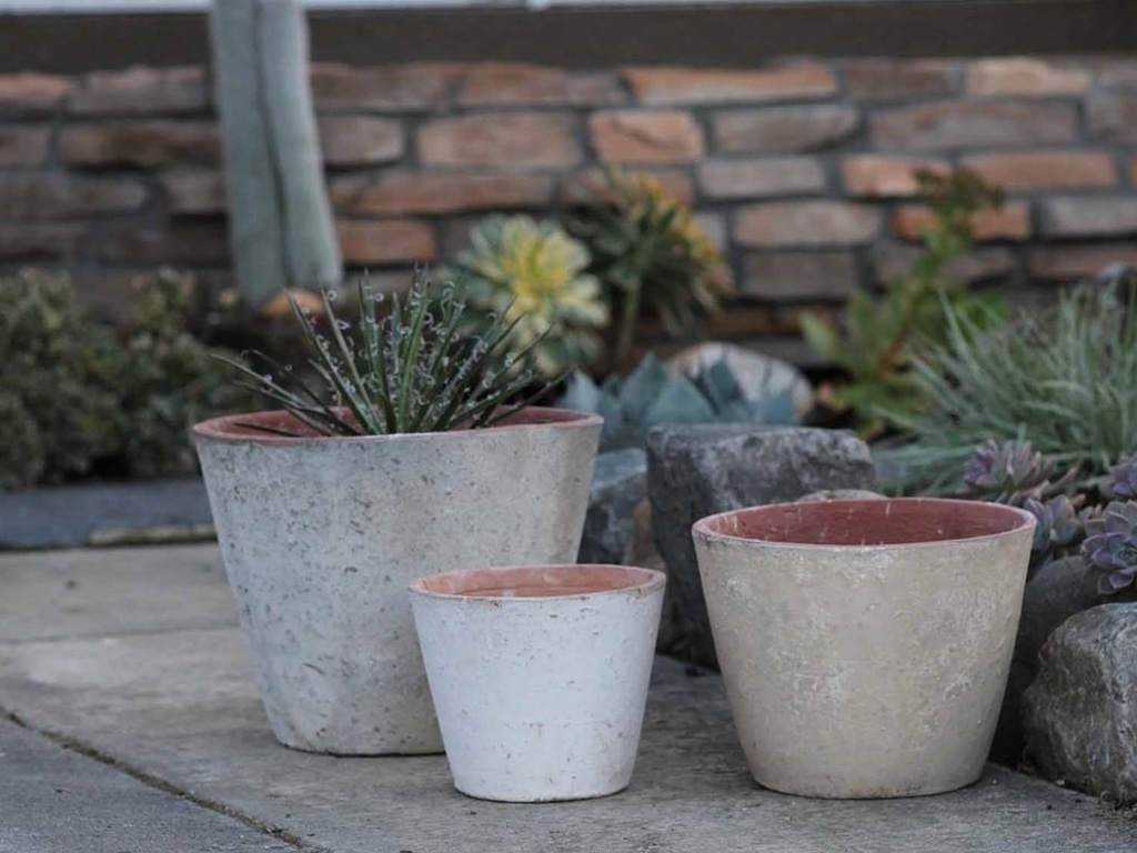 [PV-TST2629HWH-S3] TUSCAN VILLAGE HAND THROWN PLANTER, HEIRLOOM WHITE, SET OF 3 - 12.5" X 10.5", 10.5" X 8.5", 8.0" X 6.5"